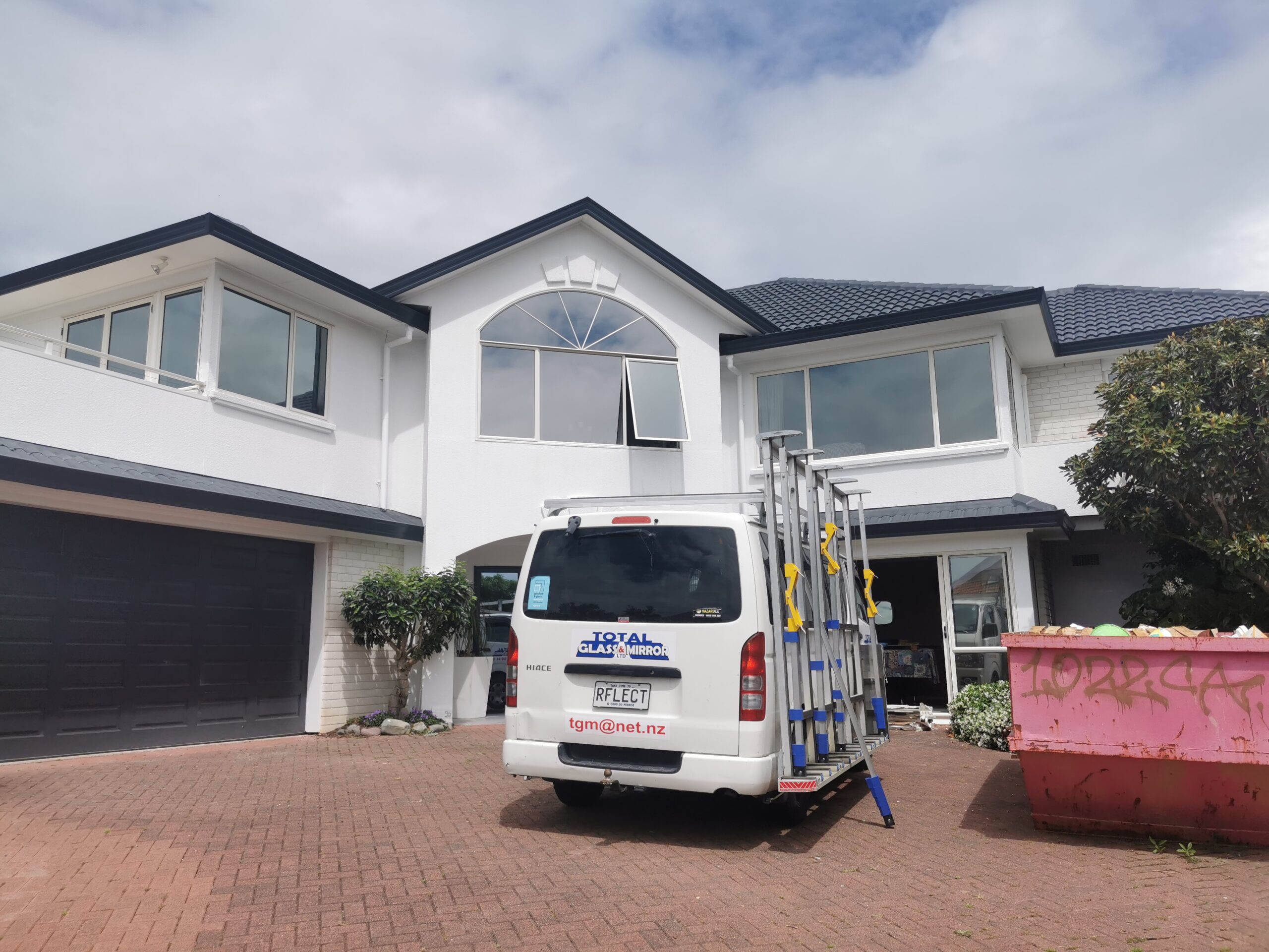 window glass replacement auckland job today