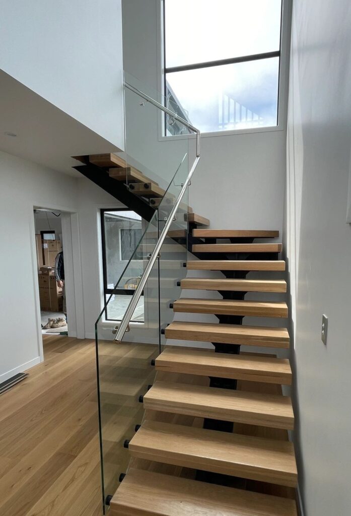 glass balustrade 
Aesthetic Appeal
auckland glass balustrade
Auckland stairs
Staircase balustrade